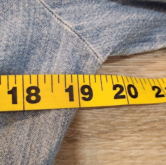 Levi's Light Blue Denim Daryn Corset Long Sleeve Button-Down Shirt Size Large - Picture 4 of 7